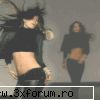pai o sa fac o lista:
the black eyed peas - don't phunk with my heart
50 cent - candy shop si disco